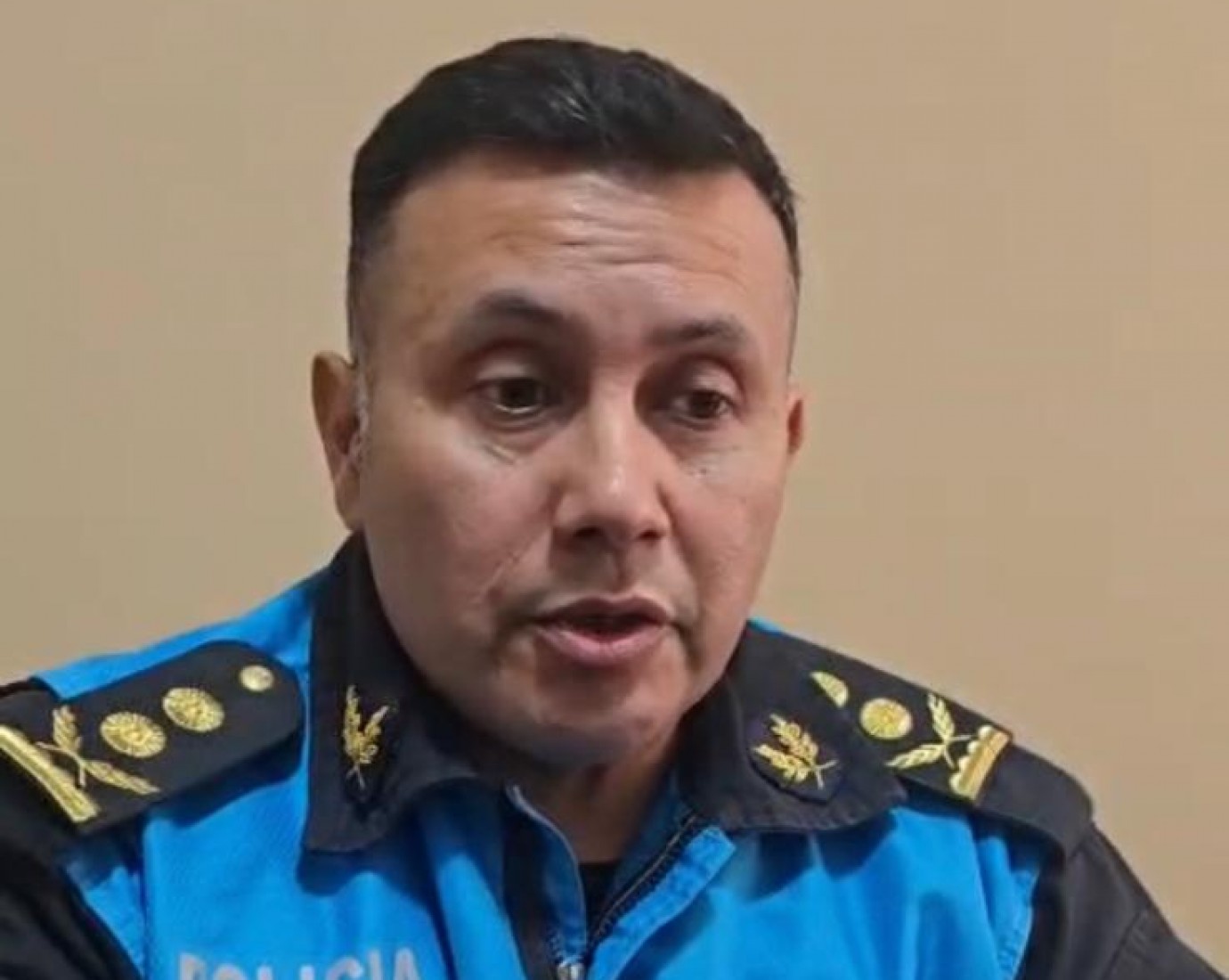 Amenazas en escuelas: refuerzan la seguridad y piden no suspender las clases