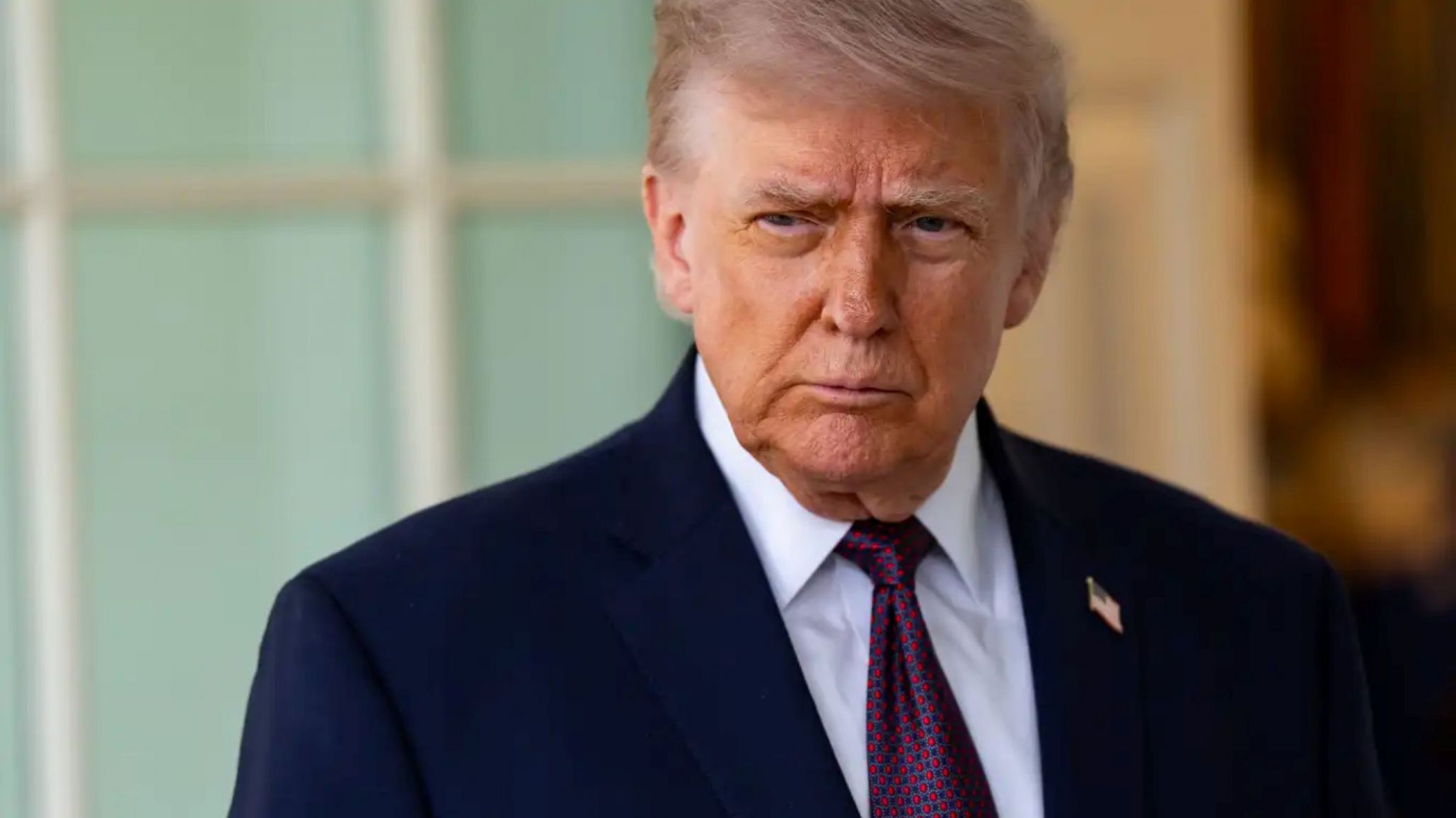 Trump volvió a cargar contra España y pidió cortar "completamente" el comercio: "Es una causa perdida"