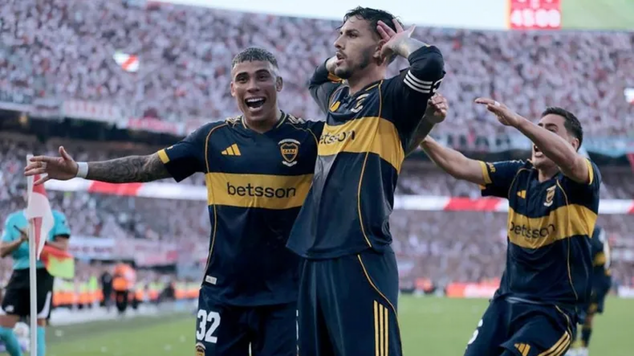 "Para mí no fue penal": Paredes opinó sobre la jugada que reclamó River