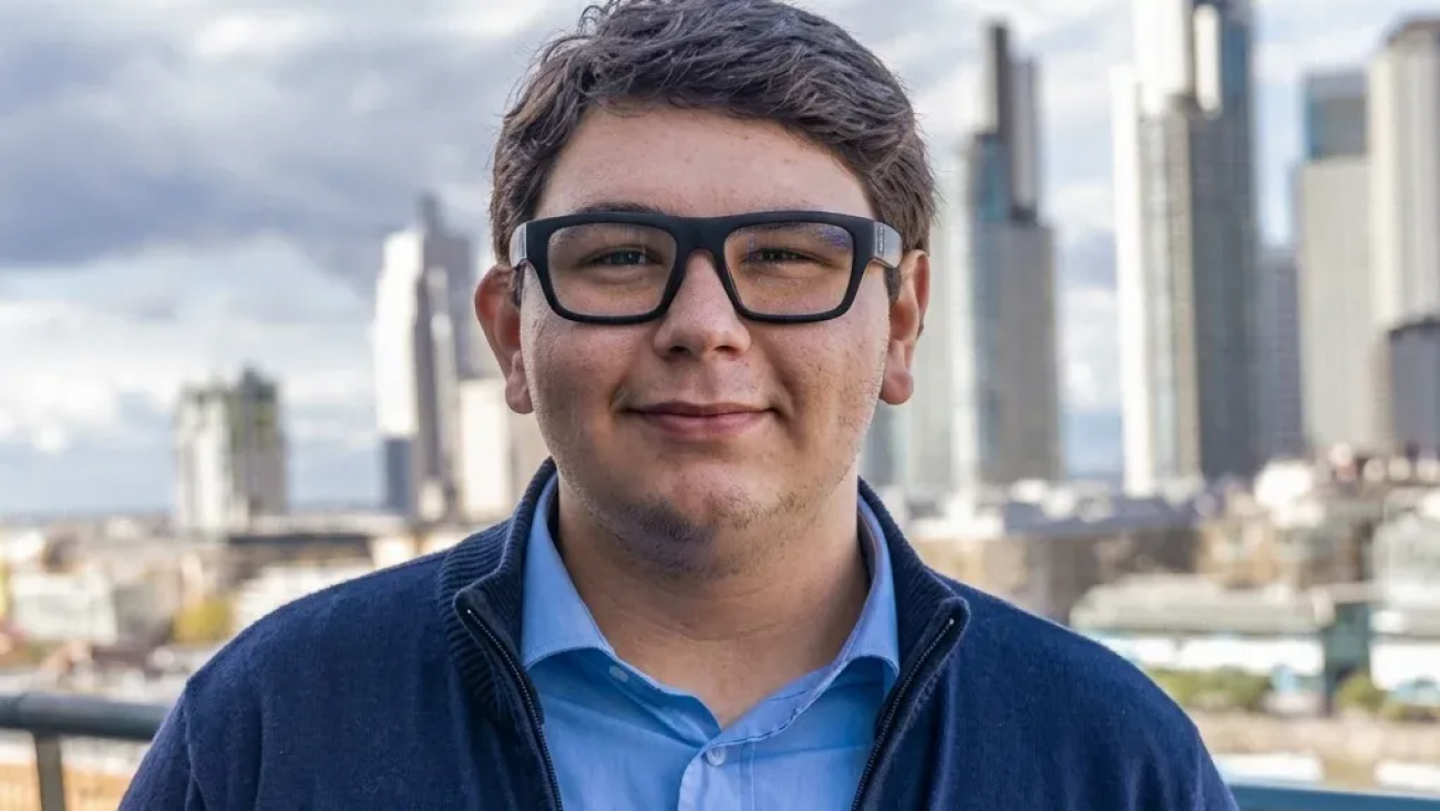 Un tuitero libertario sin experiencia en el rubro fue nombrado funcionario de Nucleoeléctrica Argentina y ganará $13 millones