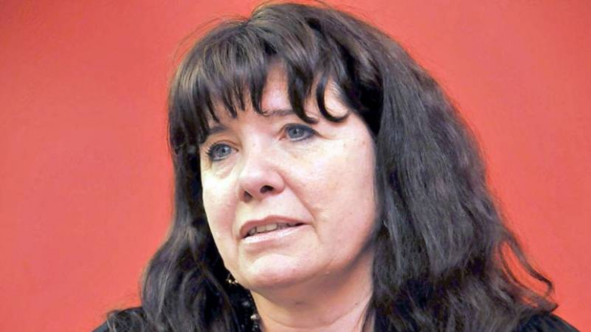 La ex ministra de Economía, Gabriela Dufour advirtió por el nuevo endeudamiento de Chubut por 650 millones de dólares: "Van a comprometer los ingresos futuros"