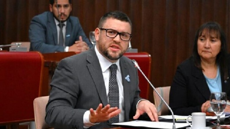 "Se está agravando el problema y volviéndolo estructural": País cuestionó el endeudamiento de Chubut