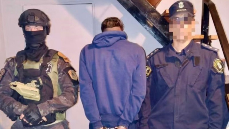 Detuvieron a un adolescente acusado de matar a su abuela tras hallarse su ADN en la escena