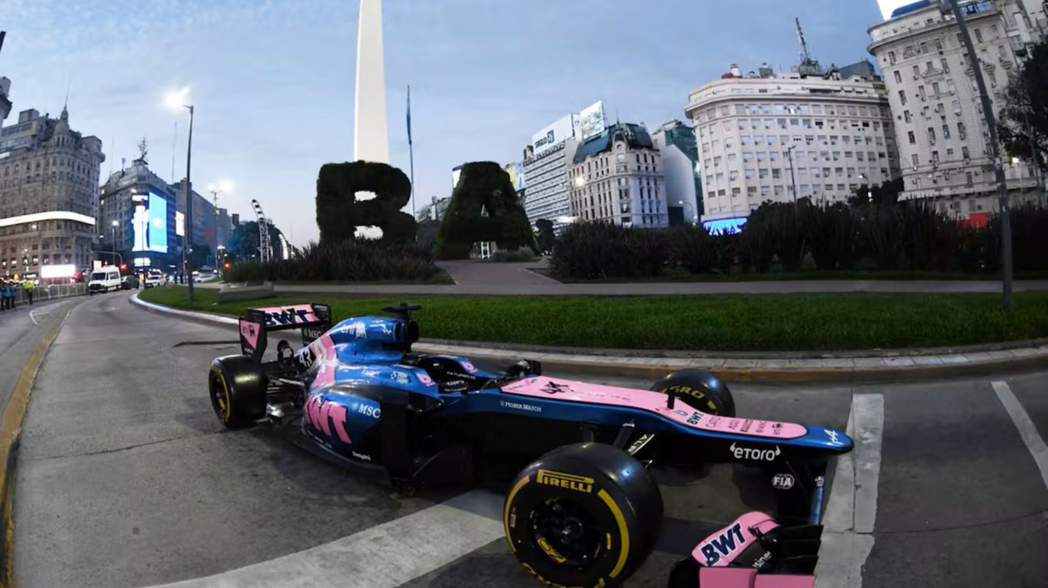 Franco Colapinto revoluciona Buenos Aires con un Fórmula 1: show, velocidad y furor en las calles