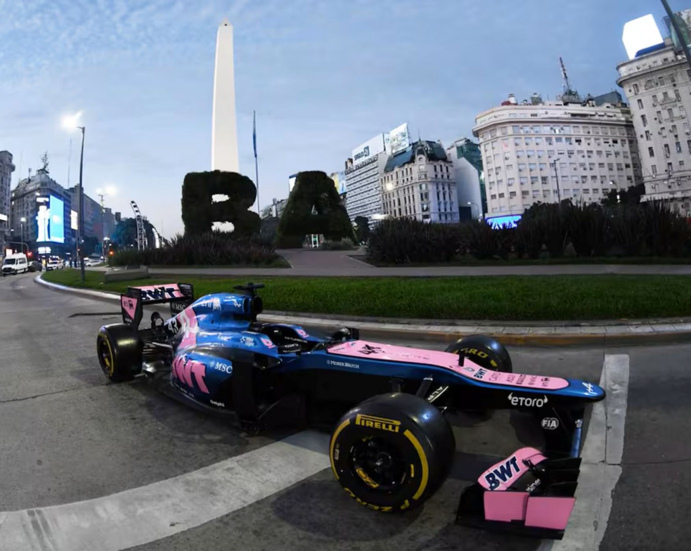 Franco Colapinto revoluciona Buenos Aires con un Fórmula 1: show, velocidad y furor en las calles