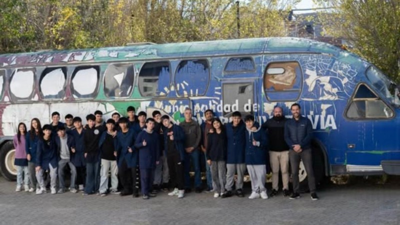 El "Bala", el histórico colectivo de Gimnasia, inicia su restauración