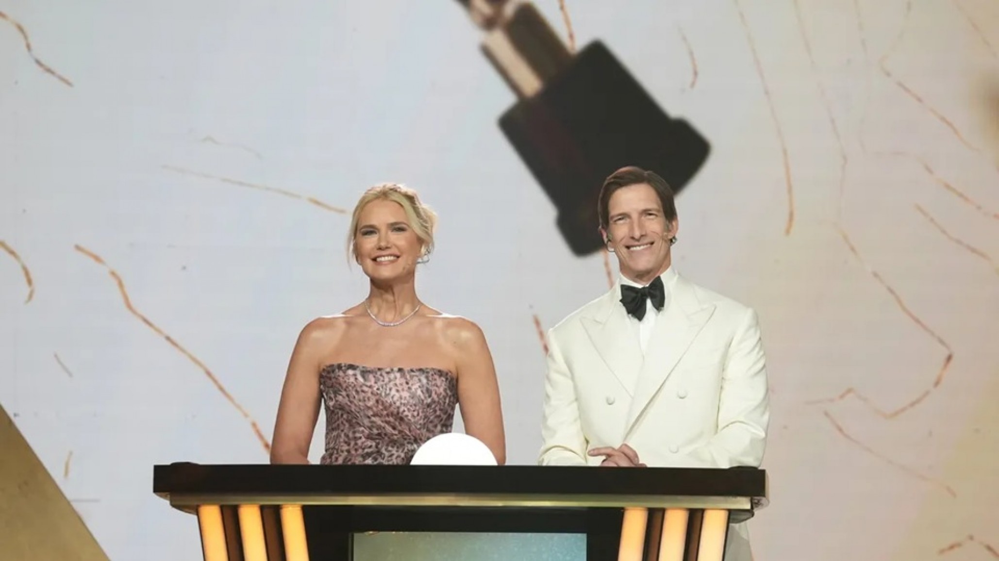 Benito Fernández tras los Martín Fierro de moda: "Me pareció una vergüenza que nadie haya dicho cómo está la industria textil"