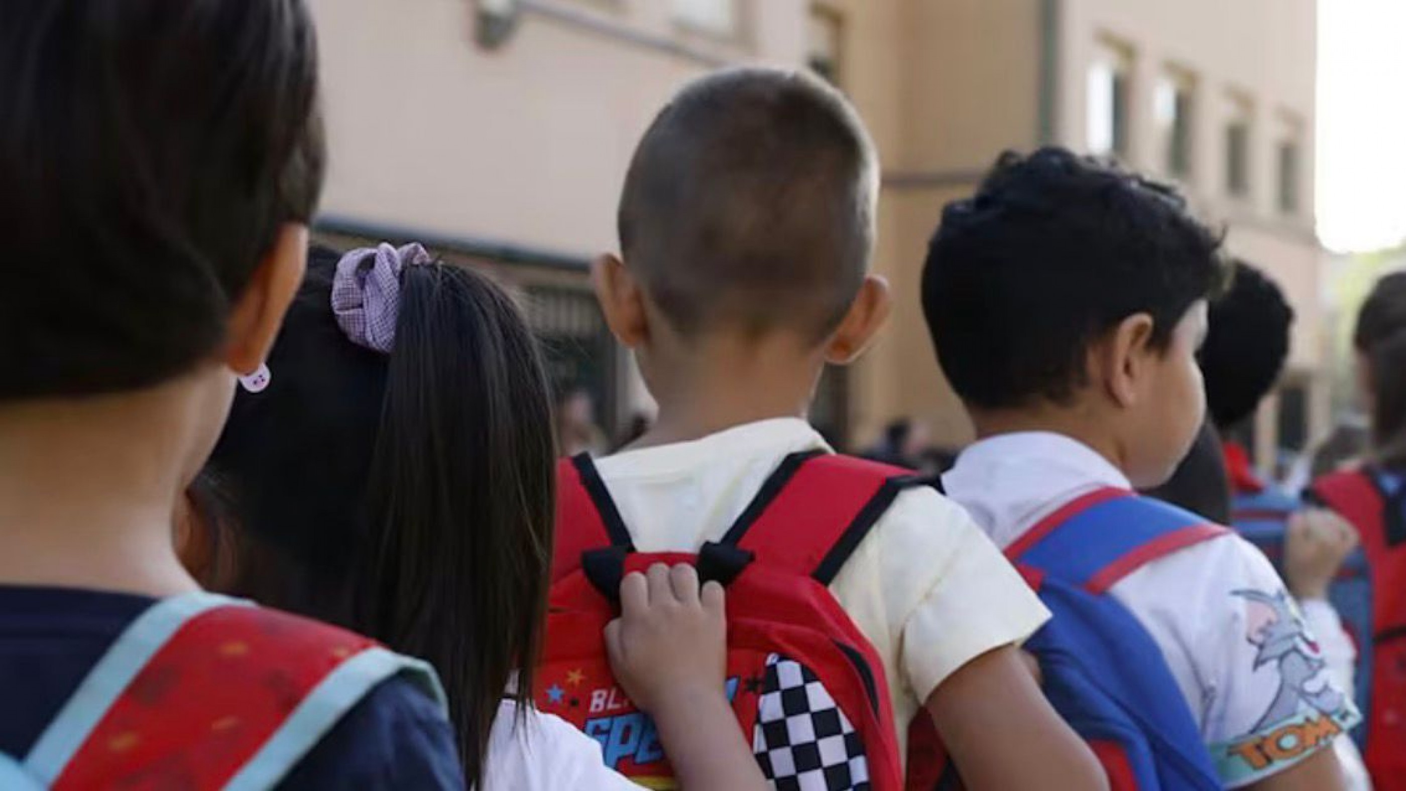 España: detuvieron a una maestra acusada de maltratar a niños en un jardín