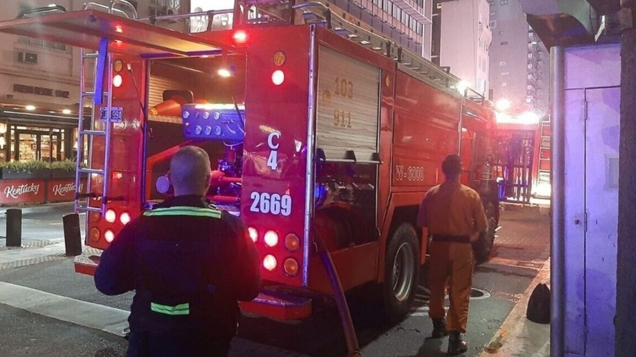 Terror en San Nicolás: discutió con su pareja e incendió el cuarto donde dormía su bebé