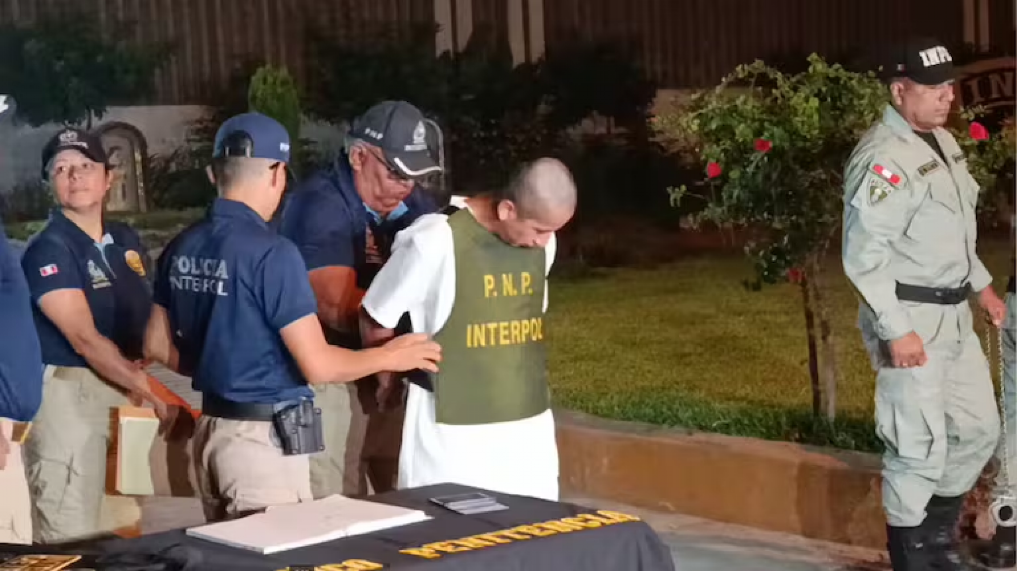 Trasladan a "Pequeño J", acusado de planificar el triple crimen de Florencio Varela