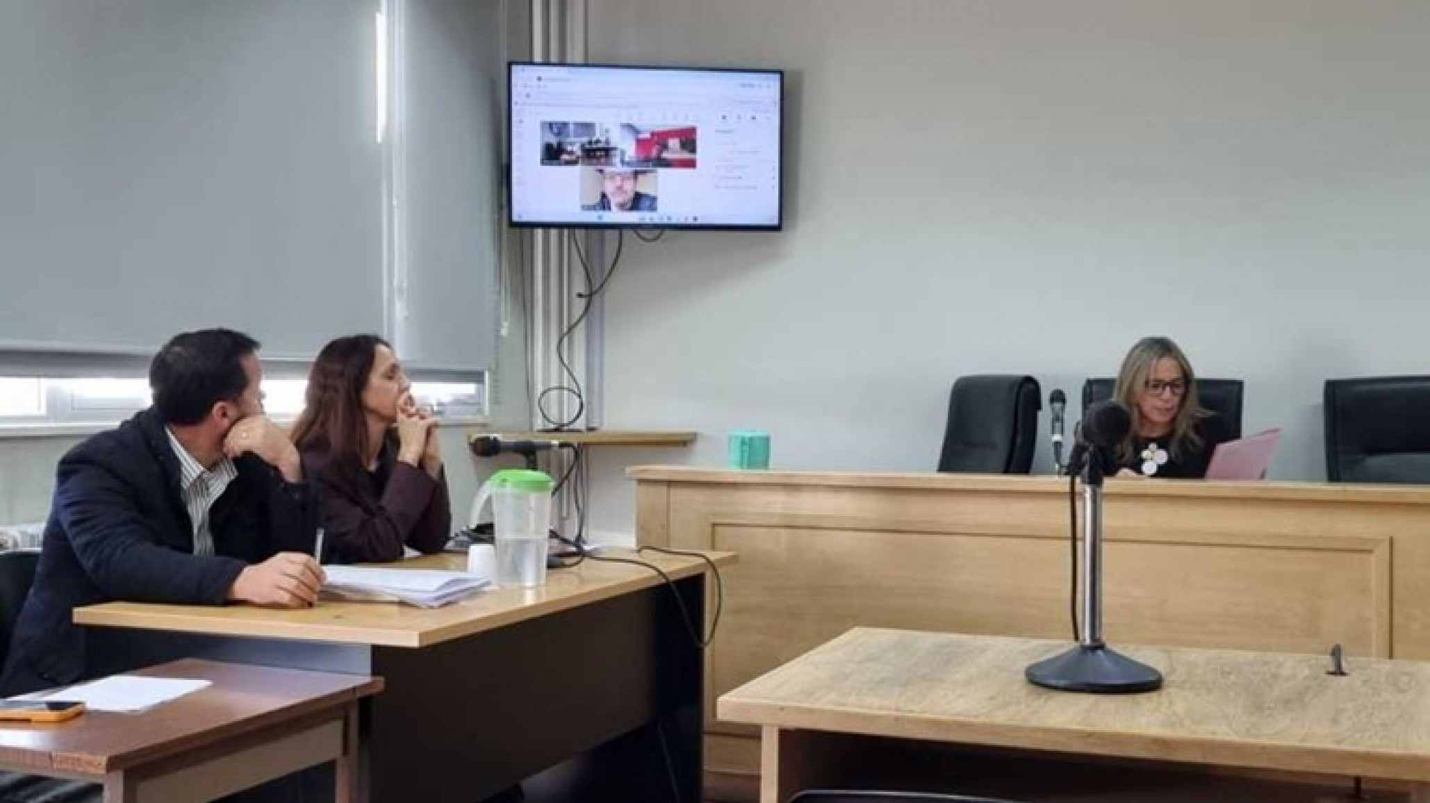 Esquel: acusan a un funcionario municipal de golpear y amenazar de muerte al dueño de una radio