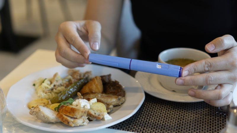 Salud y comida: Argentina se suma a la ola de genéricos para adelgazar y desploma la venta de alimentos