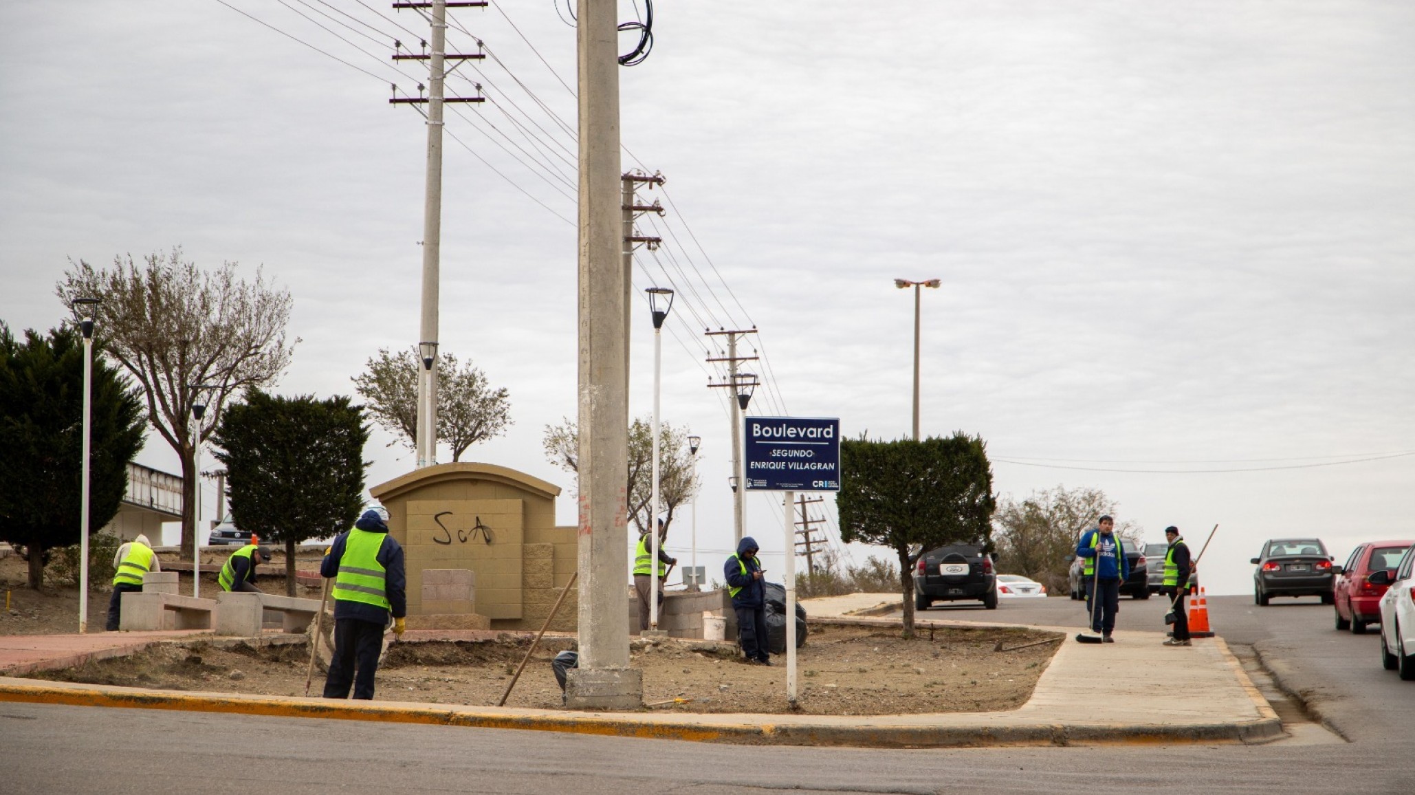Av. Rivadavia: Intensifican el mantenimiento de los bulevares centrales