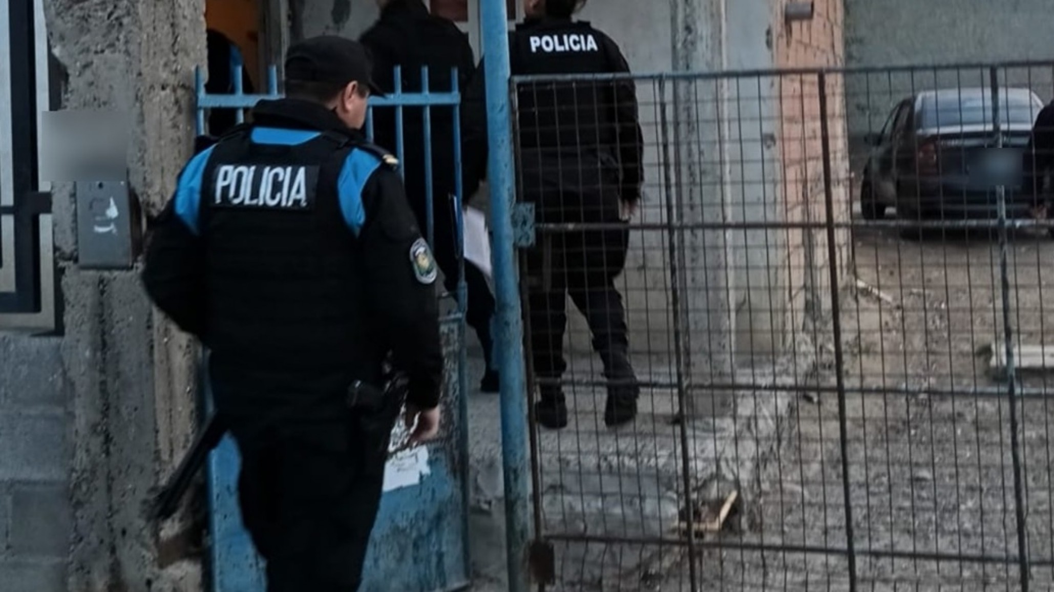 Allanamiento en el barrio San Cayetano: secuestran una pistola de grueso calibre y cocaína tras un video viral