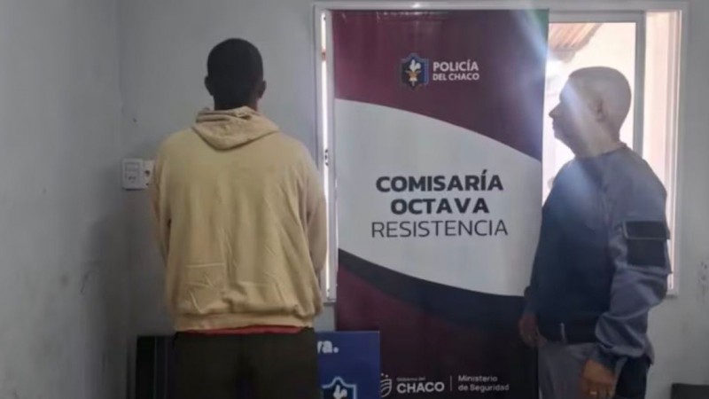 Intentó escapar de un control, chocó y atropelló a un inspector: quedó detenido