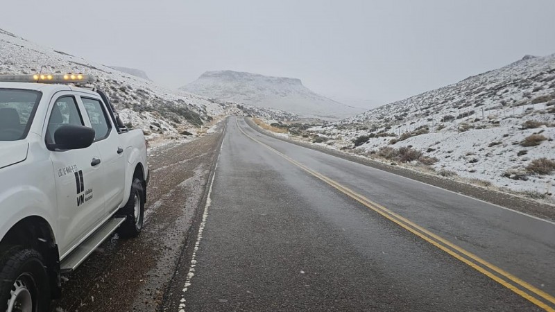Nevadas complican la circulación en Ruta 26: piden extremar precauciones