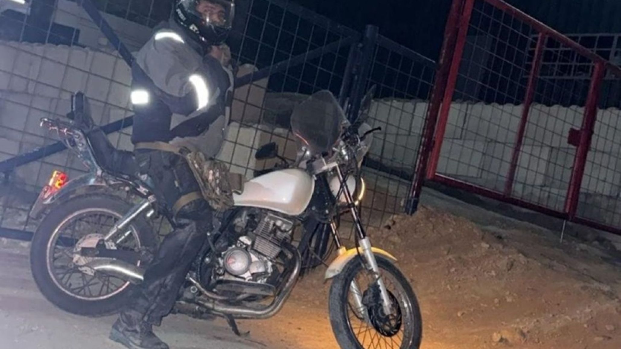 Alerta en la zona norte: Buscan una moto robada en Standart Norte