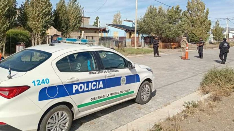 Horror en Tecka: Mató al marido y envió una foto del cadáver al hijo de la víctima