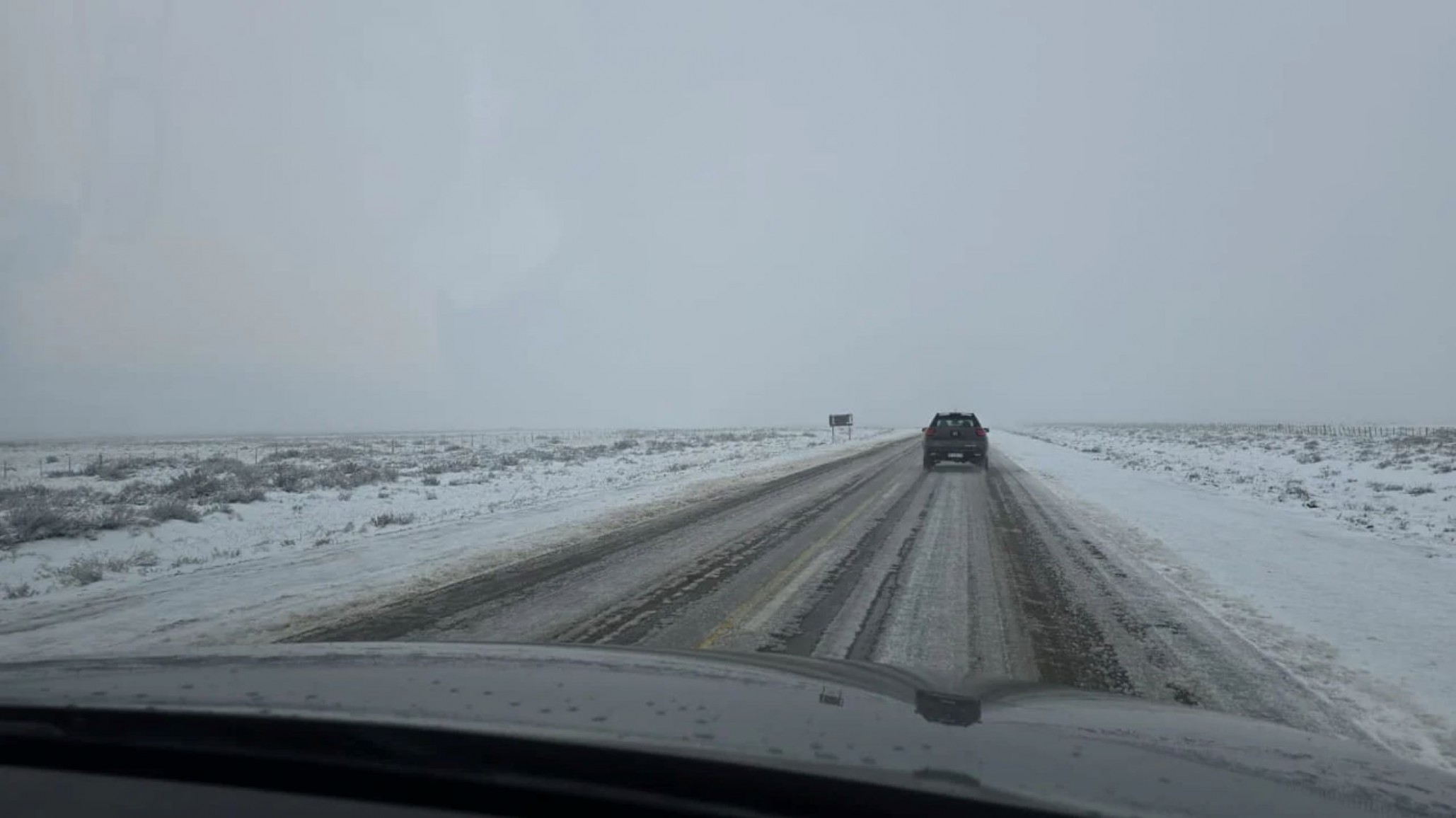 Estado de las rutas en Chubut hoy: nieve, lluvia y escarcha complican la circulación en la Ruta 3
