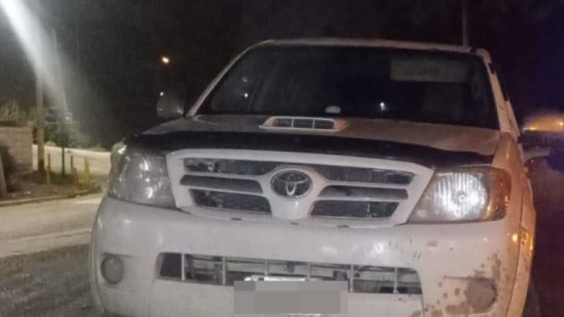 Conducía alcoholizado y despistó: terminó sobre el guardarraíl en la Ruta 1