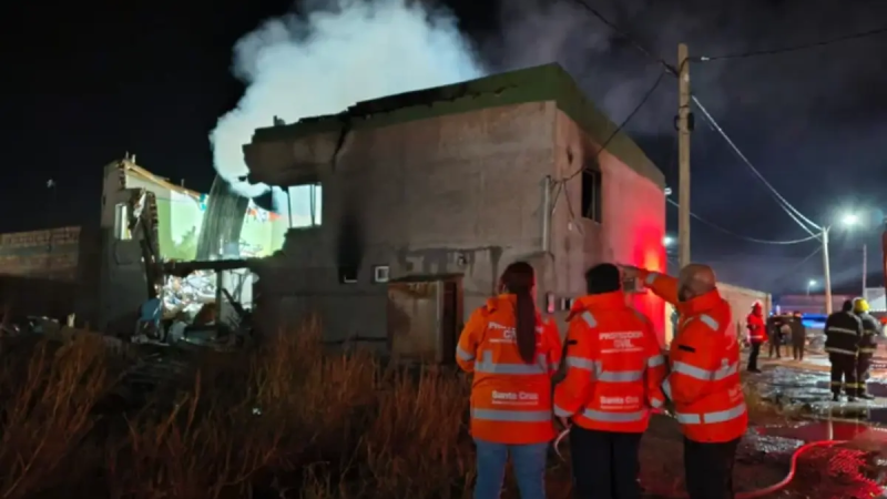 Trasladan al Garrahan a dos nenas heridas en la explosión de Perito Moreno