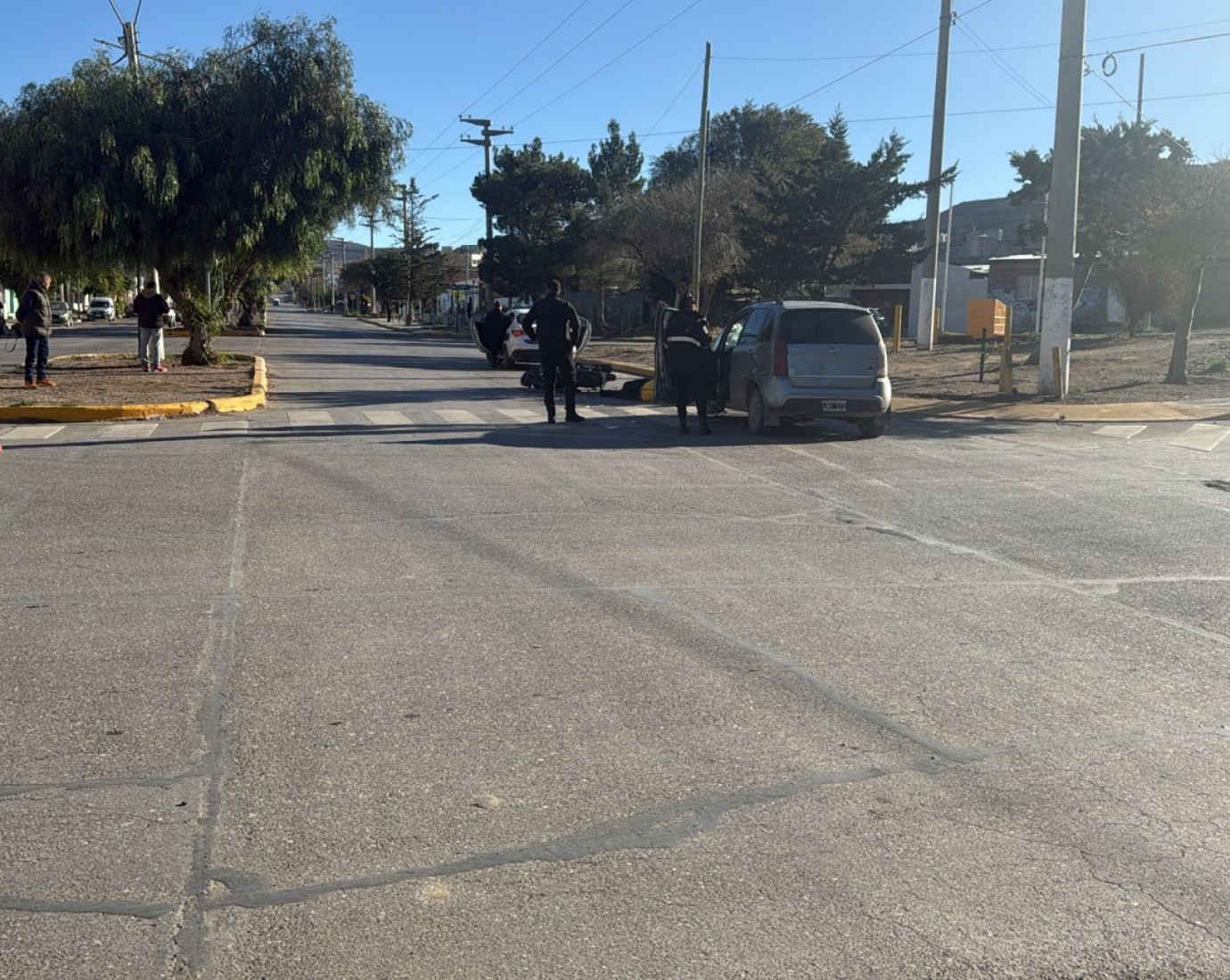 Accidente en Av. Estados Unidos: Usaba bota ortopédica, se recuperó y volvió a lesionarse en la misma pierna