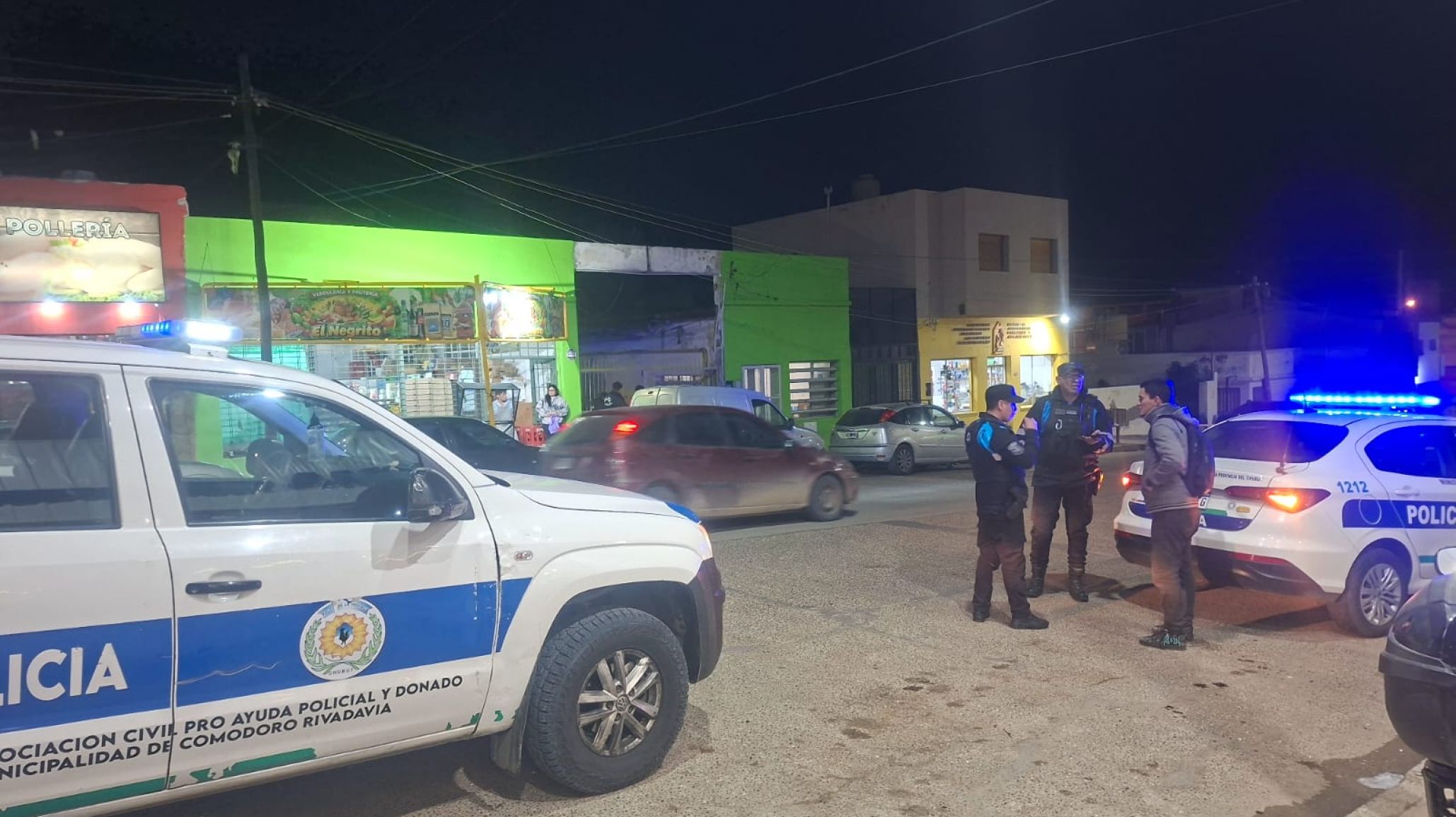 Disparos y tensión en pleno centro de Comodoro: investigan un ataque contra un vendedor ambulante
