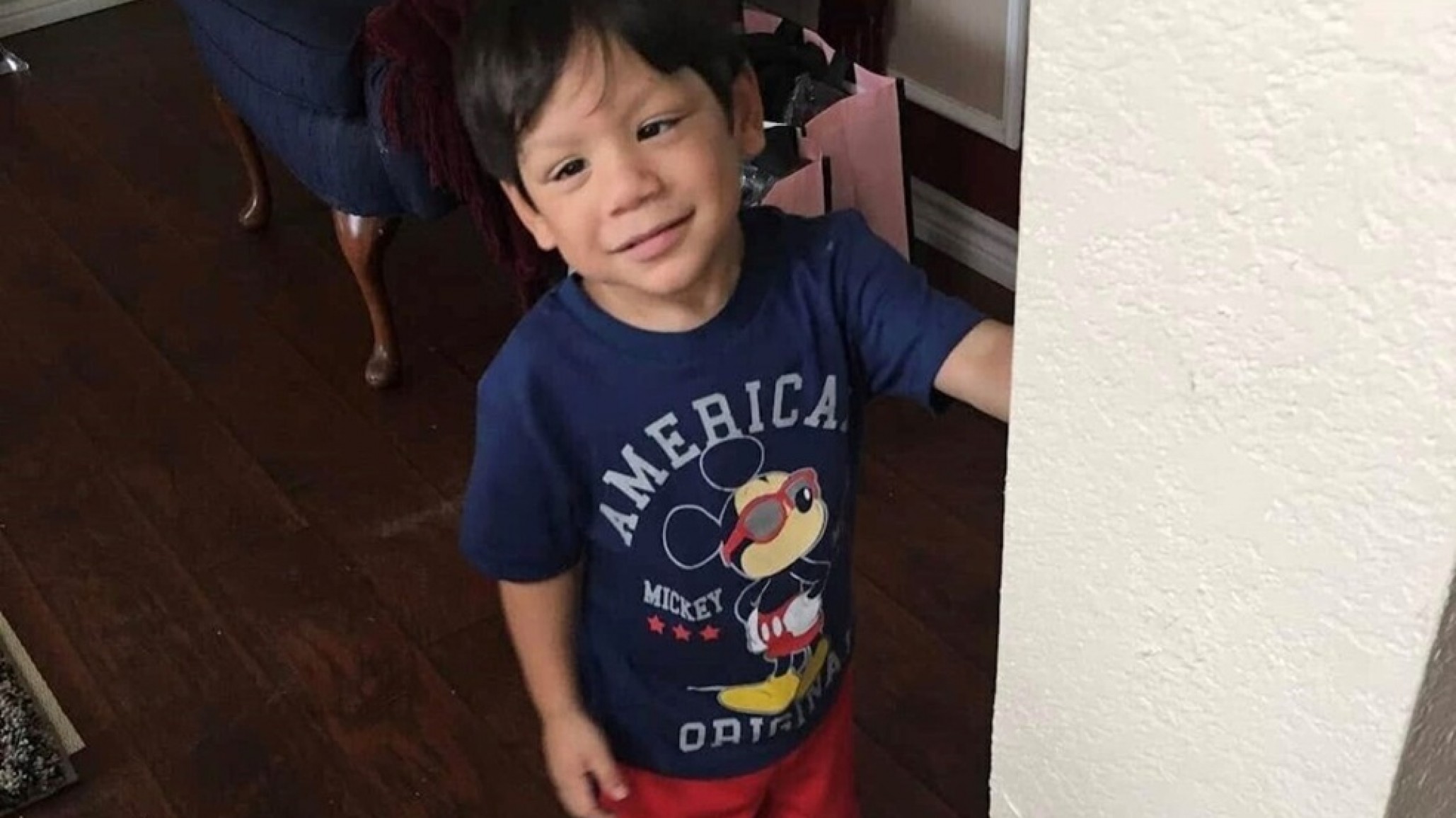 La casa del horror: Hallan muerto al nene que su madre acusaba de estar "poseído por un demonio"