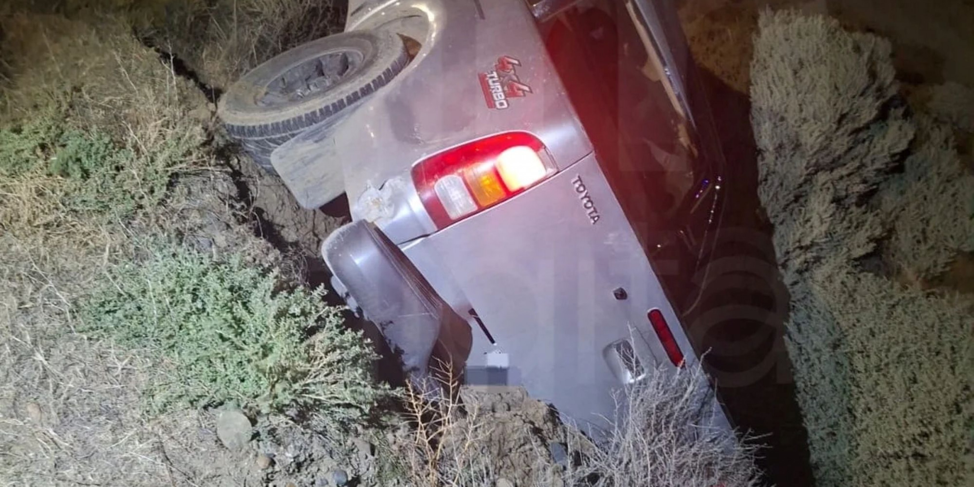 Vuelco en el Camino Centenario: conductor manejaba con 1,76 g/l de alcohol en sangre