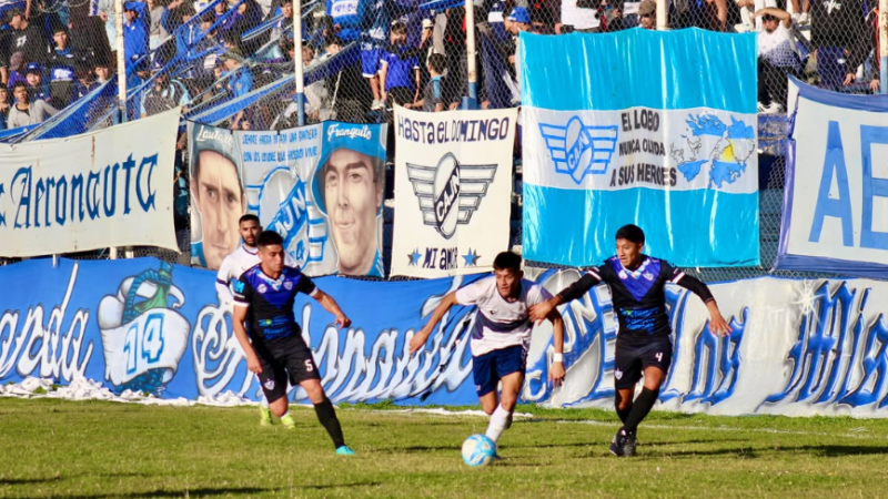 Jorge Newbery venció a Deportivo Roca y quedó cerca del Regional Amateur