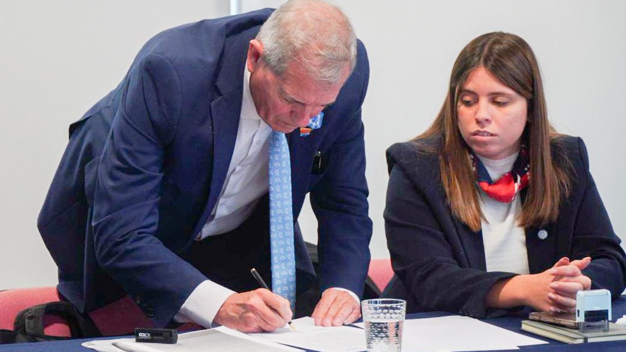 Paritaria docente: El Gobierno presentó una oferta que eleva el salario inicial a más de un millón de pesos de bolsillo