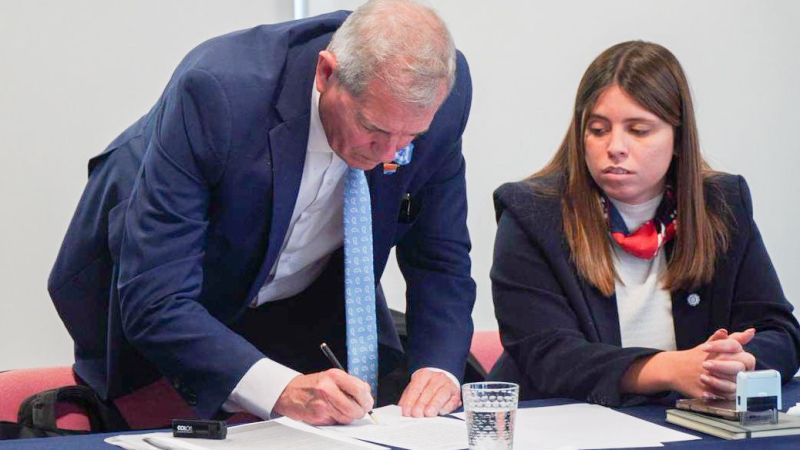Paritaria docente: El Gobierno presentó una oferta que eleva el salario inicial a más de un millón de pesos de bolsillo