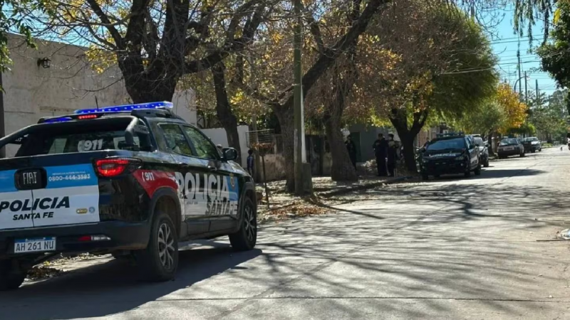Un hombre apuñaló a su hermano en la cara y la cabeza durante una pelea