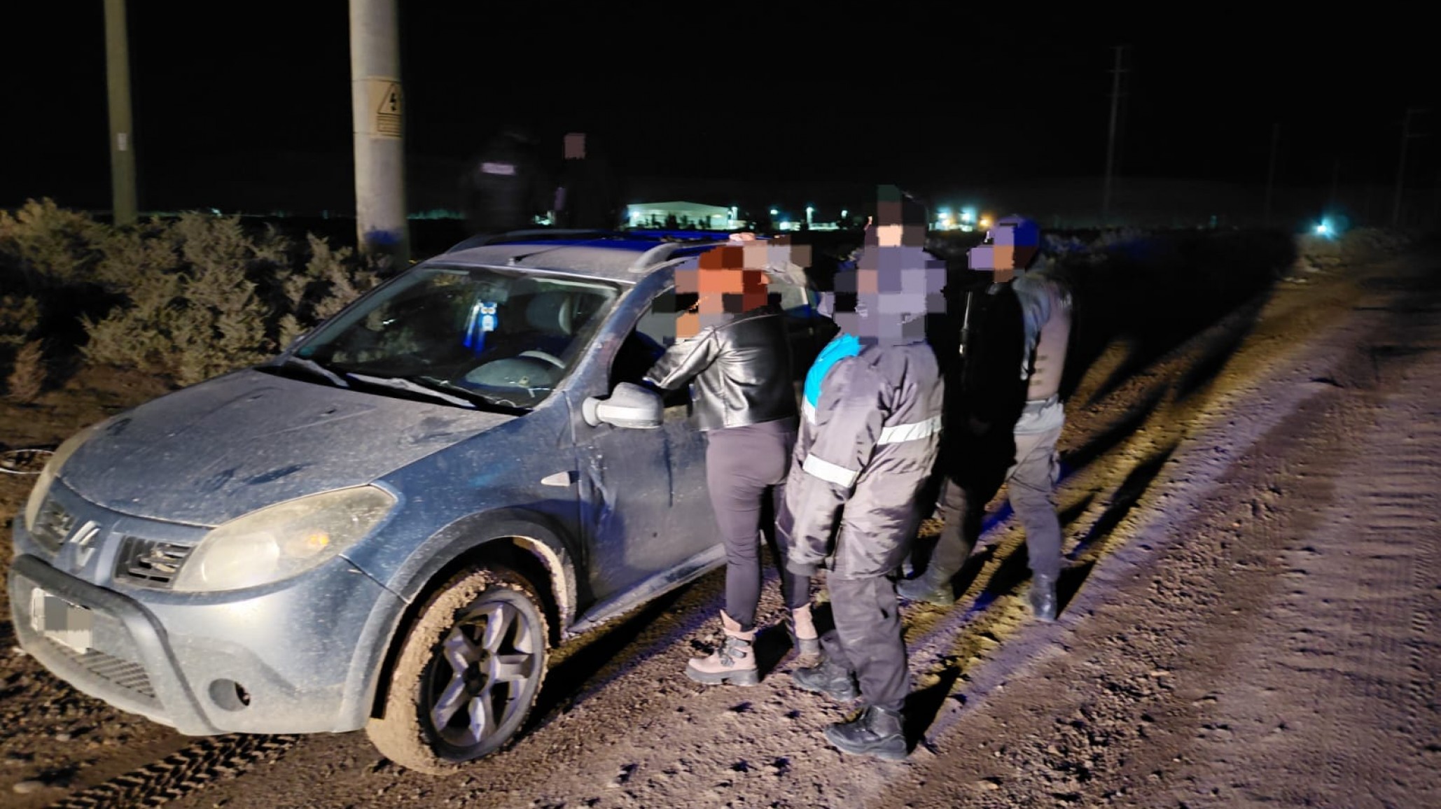 Detuvieron a un hombre y una mujer acusados de intentar robar cables en el Parque Industrial
