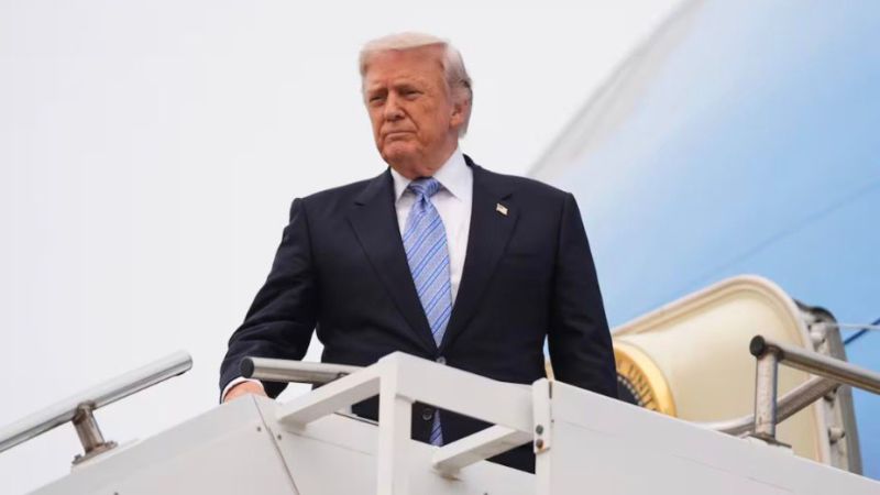 Donald Trump canceló el viaje a la boda de su hijo por la tensión en Medio Oriente