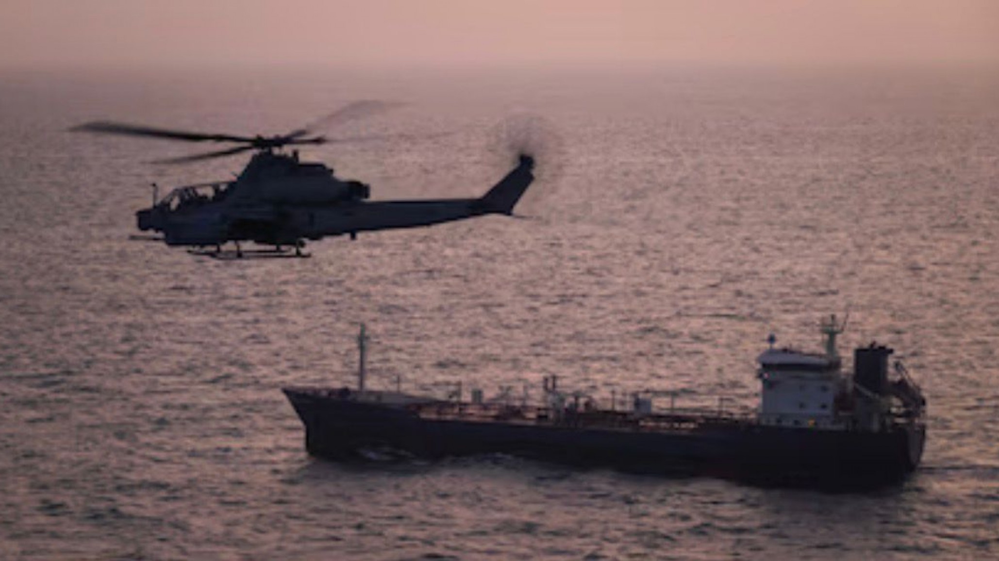 Estados Unidos confirmó ataques contra fuerzas iraníes en el estrecho de Ormuz
