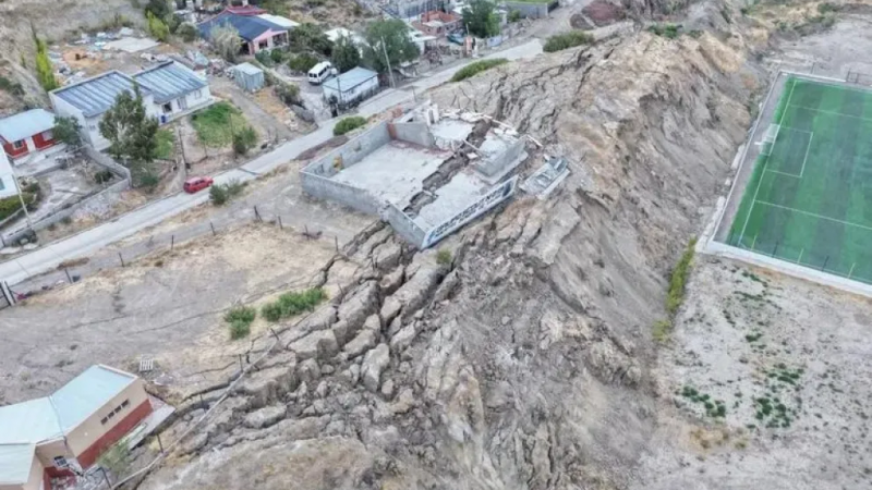 "En 45 días esperamos tener los listados": avanzan las gestiones por la emergencia en el cerro Hermitte