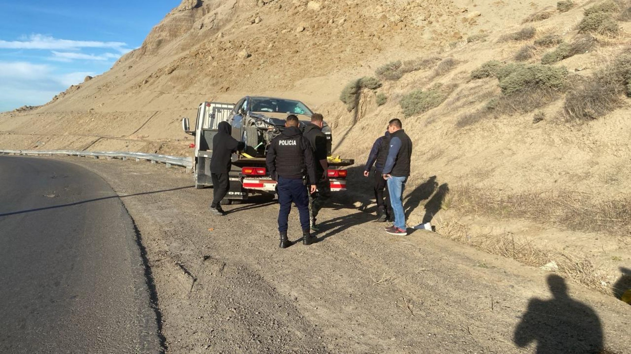 Susto en Ruta 3: un auto despistó a la altura del Cenotafio