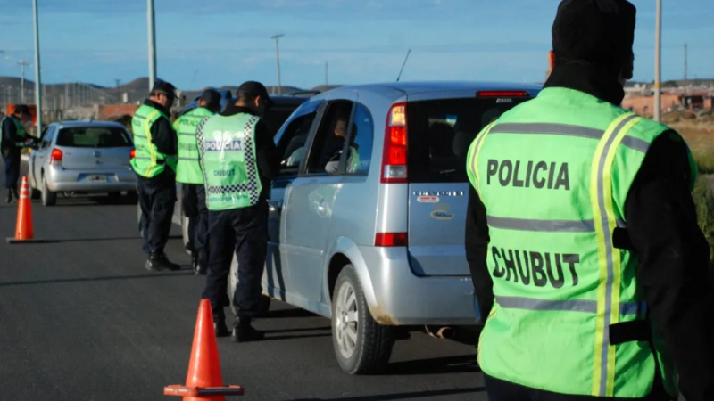 Investigan una denuncia por presunto pedido de coima durante un control vehicular en Comodoro