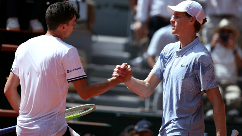 Juan Manuel Cerúndolo dio el golpe del torneo y cortó la histórica racha de Jannik Sinner