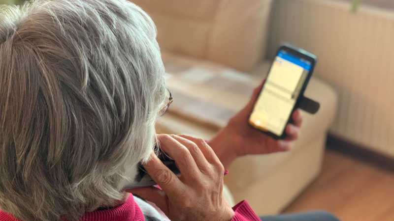 Realizaron un taller sobre uso de tecnología para adultos mayores en el Hospital Zonal Alvear