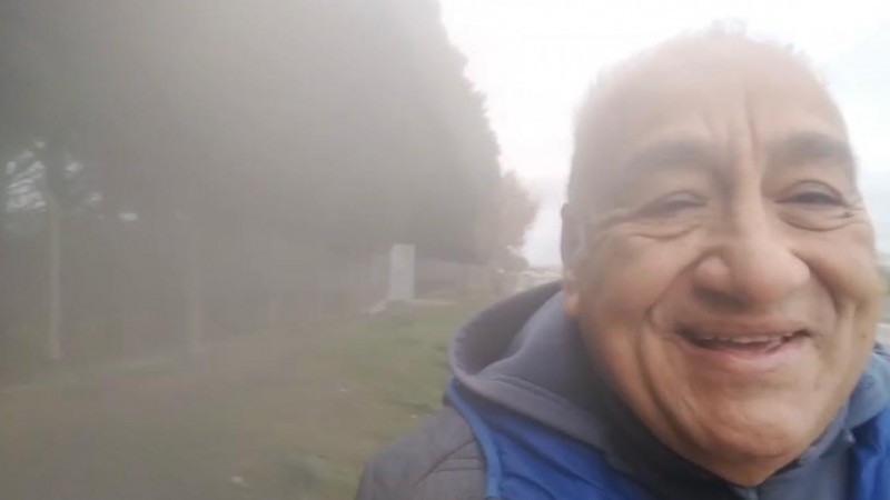 Un jubilado de 67 años de Trelew caminó más de 10.000 kilómetros en poco mas de dos años