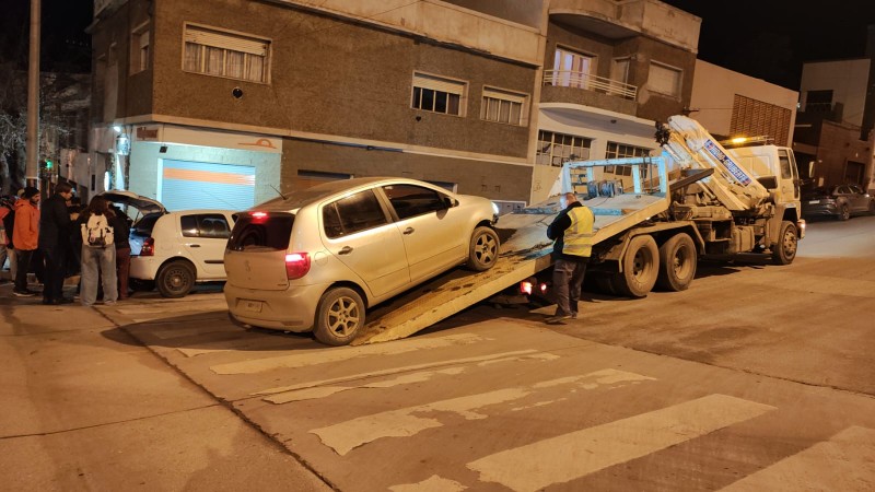Tras el fuerte choque con un delivery en pleno centro, descubrieron que uno de los conductores no tenía seguro