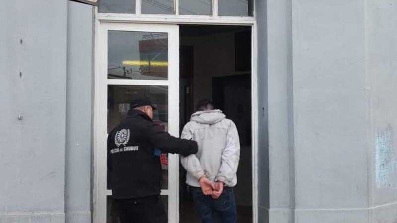 Lo descubrieron intentando robar productos por más de $230 mil de un supermercado