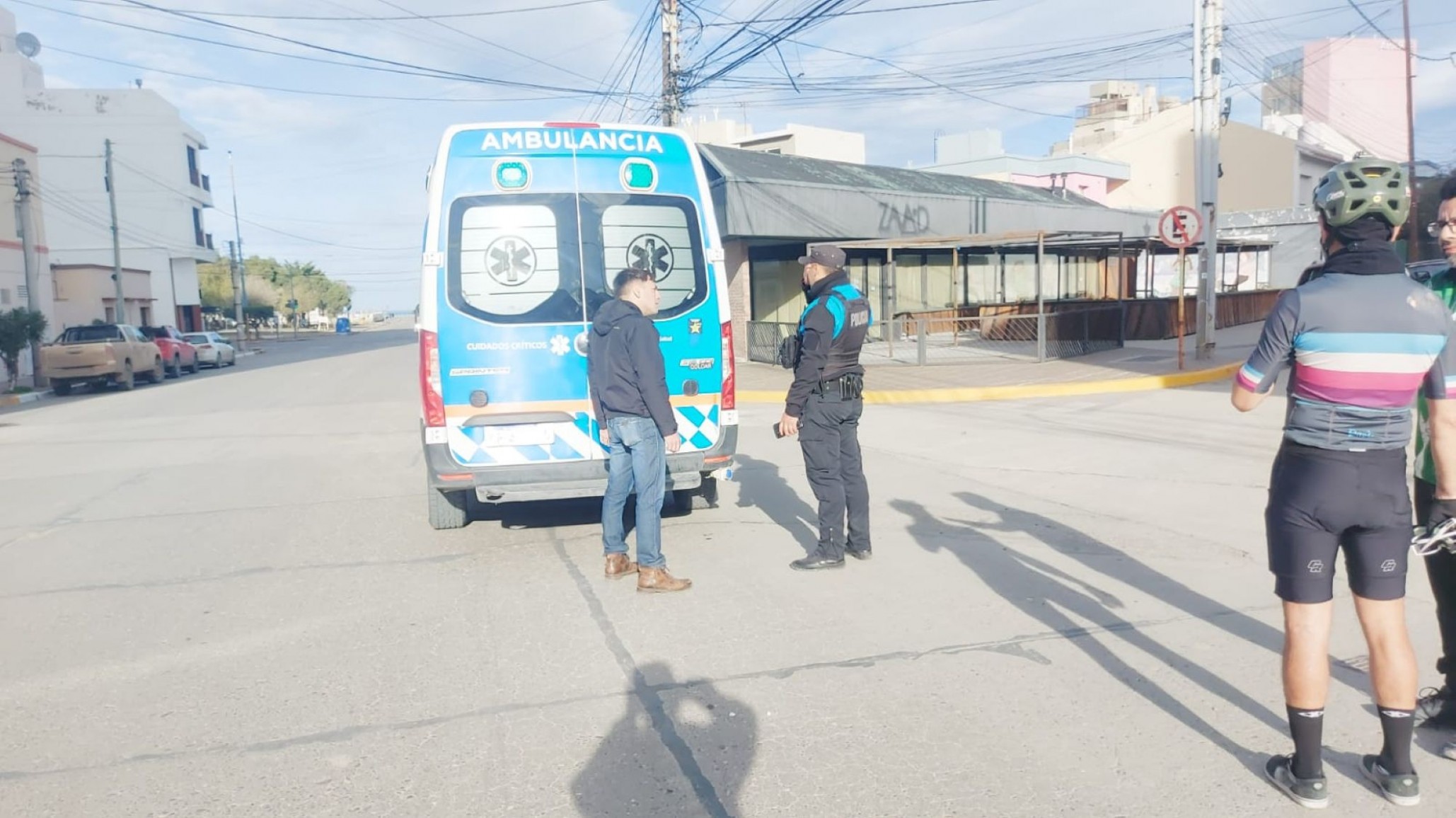 Comodoro Rivadavia: un ciclista embistió a una mujer de 83 años en pleno centro