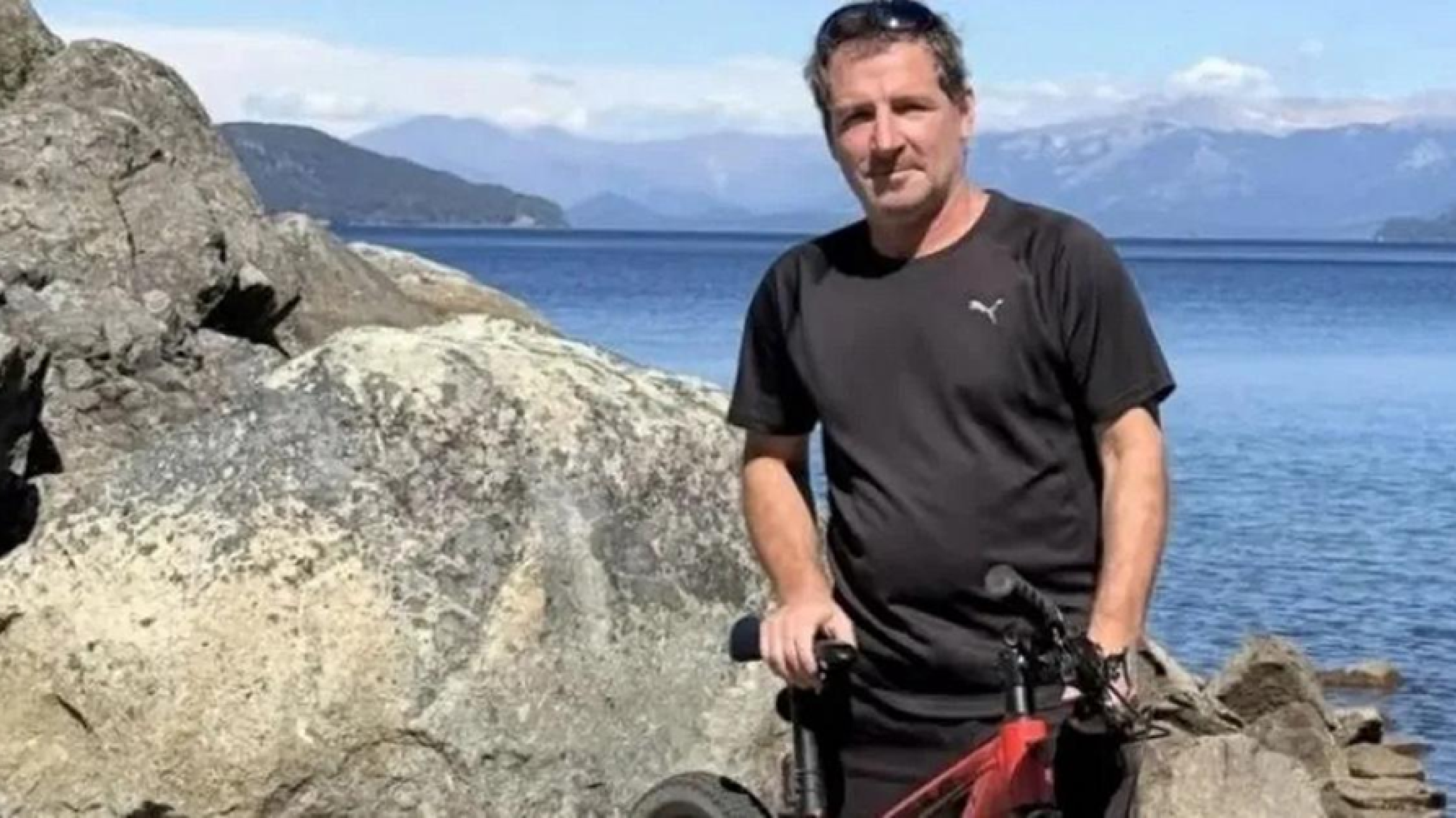 Conmoción en Bariloche: un ciclista de 50 años murió tras una violenta caída en el cerro Goye