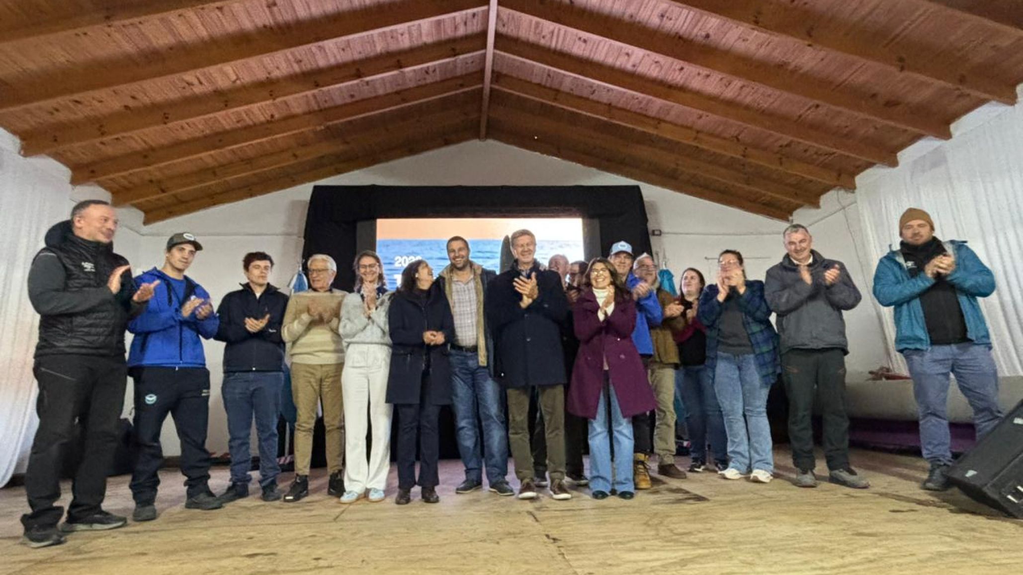 Lanzan ambicioso plan de beneficios y congelamiento de tarifas para el turismo en la Pen韓sula Vald閟