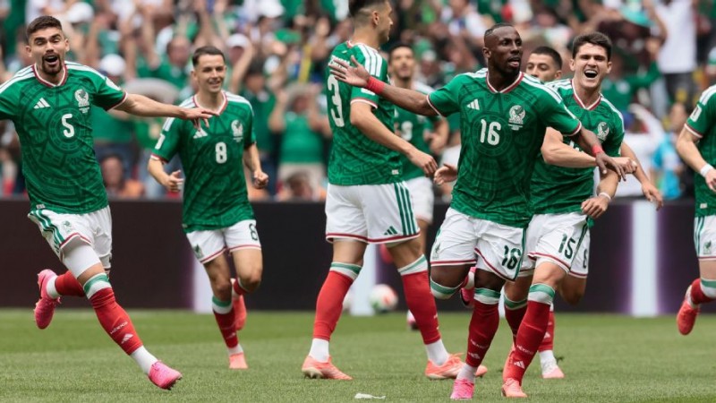 México rompió la maldición y arrancó el Mundial con un triunfo ante Sudáfrica