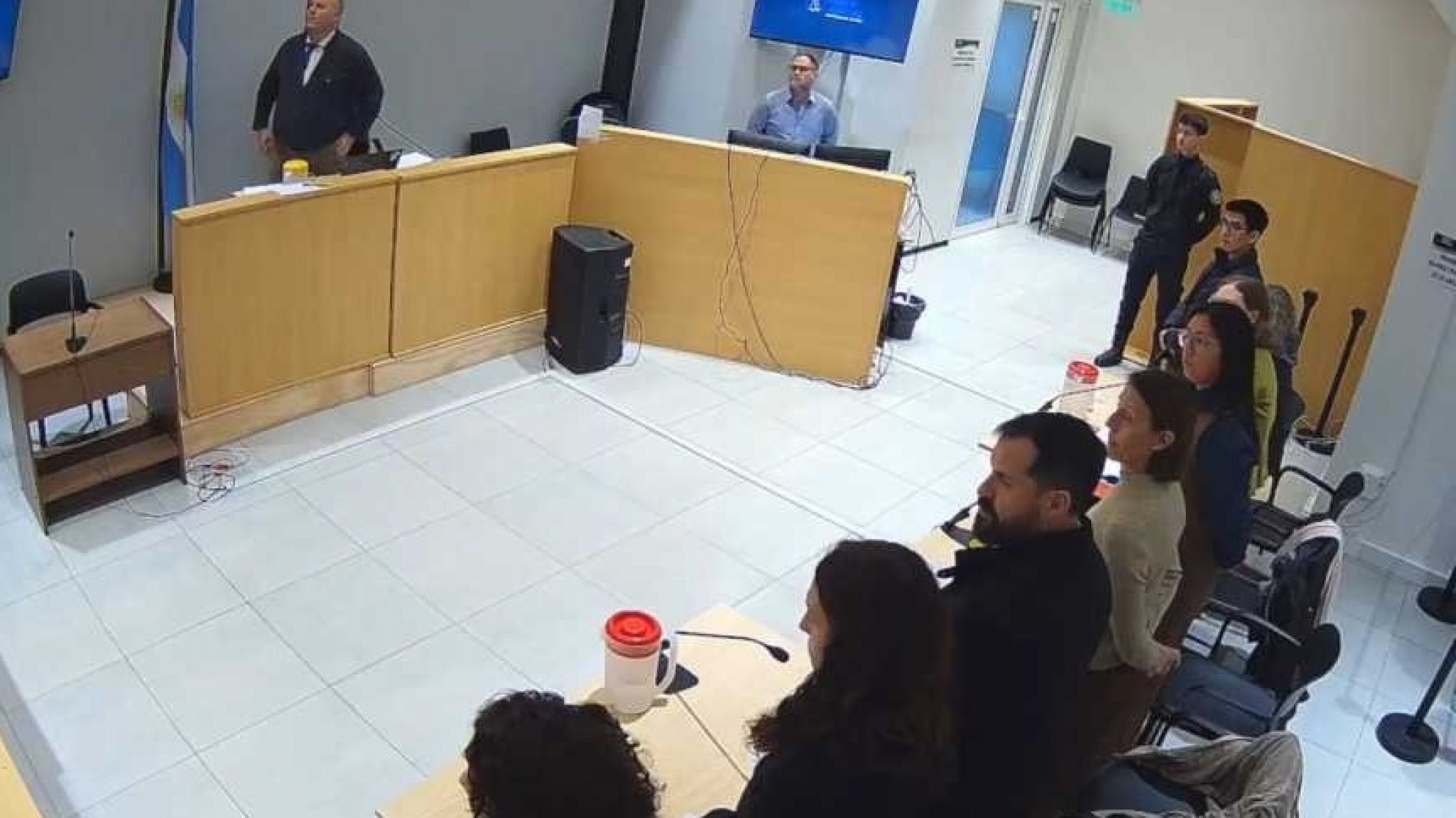 "Pediremos un nuevo juicio para que se haga justicia por la víctima": no hubo veredicto en una causa por abuso sexual