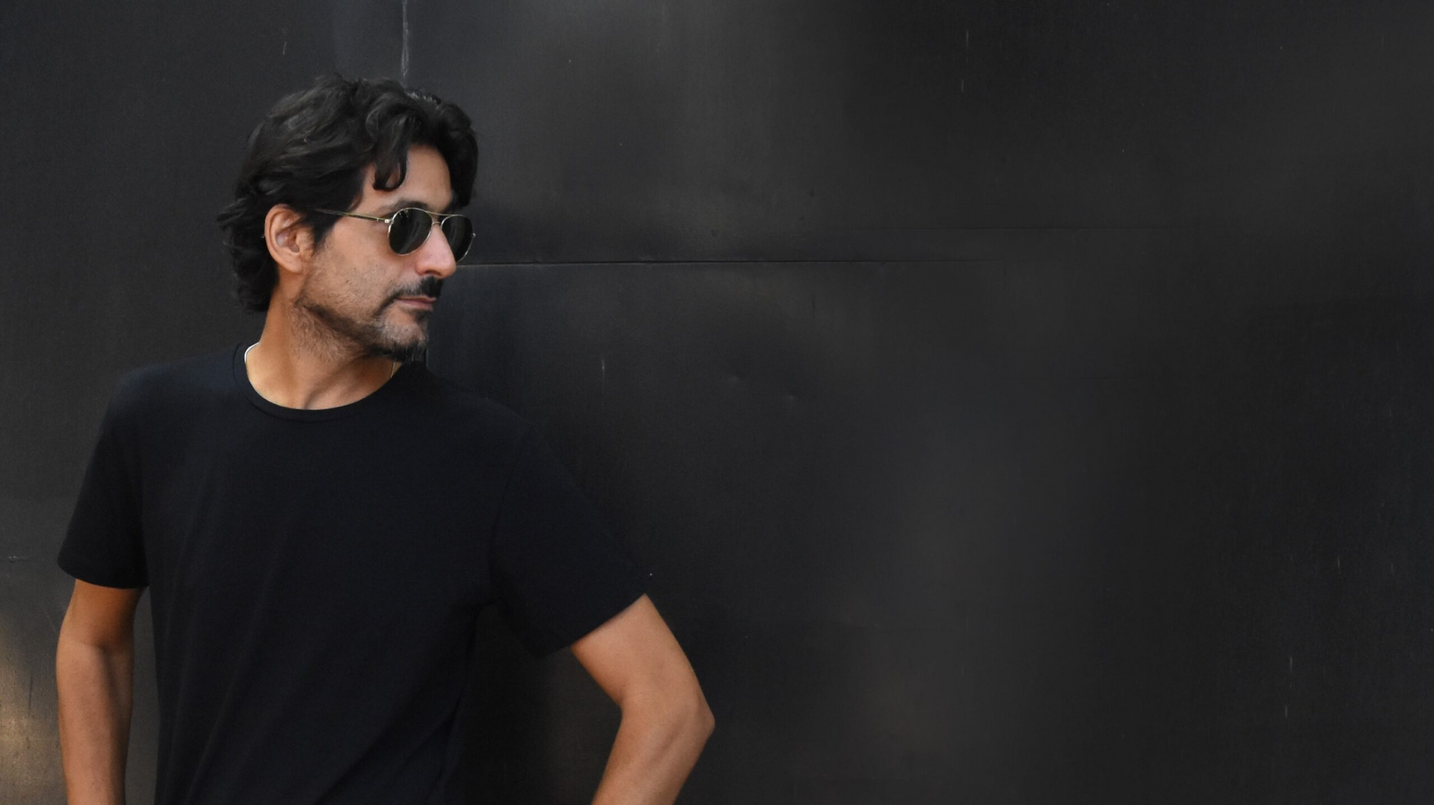 Leo Maiello llega a Comodoro con "YO, sin culpa", una propuesta que combina psicología, música y reflexión